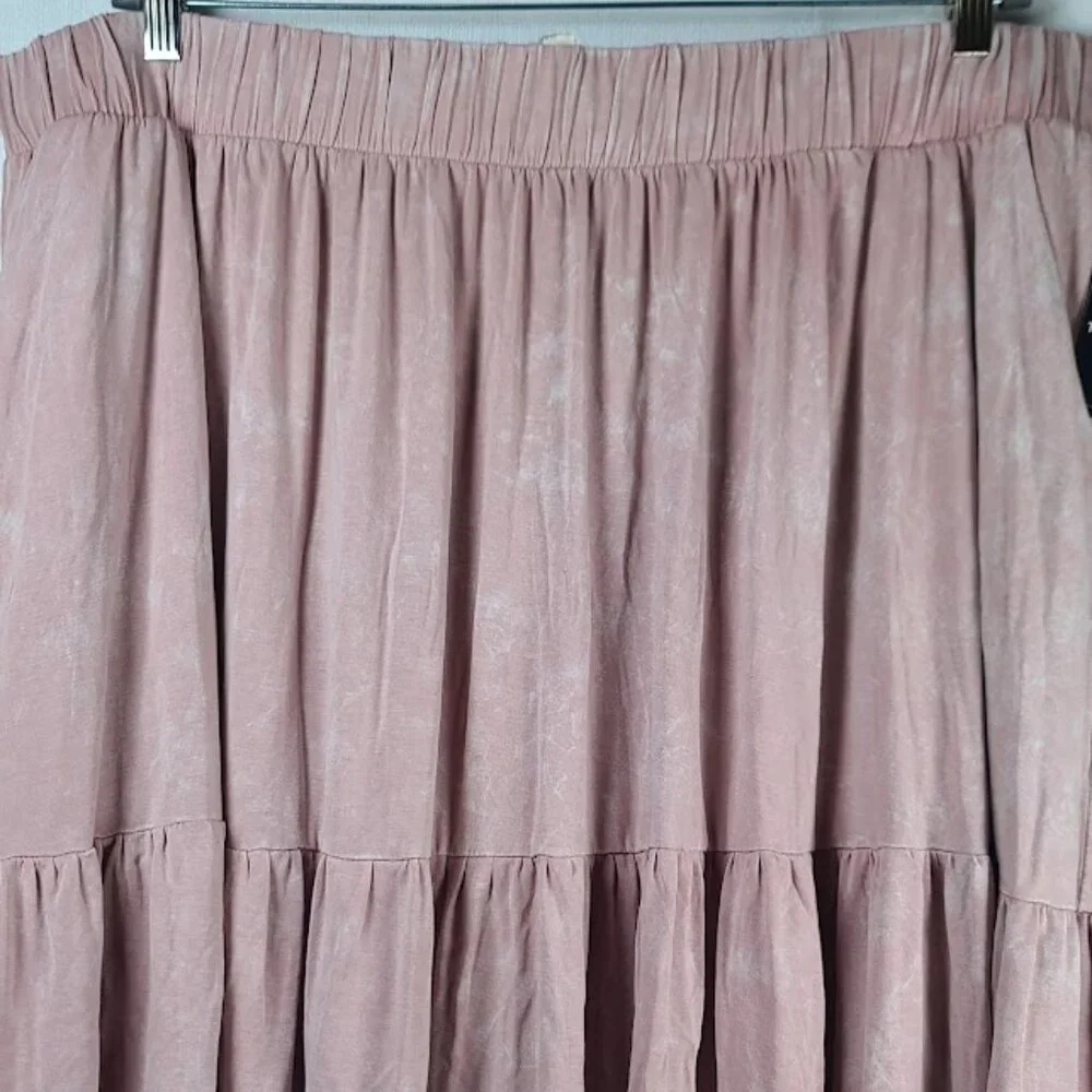 Torrid Women's Pink Super Soft Tiered Circle Pleated Casual Mini Skirt Size 3X - Picture 5 of 10